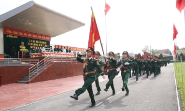  Lữ đoàn Pháo binh 164 tập trung huấn luyện làm chủ vũ khí, sẵn sàng chiến đấu